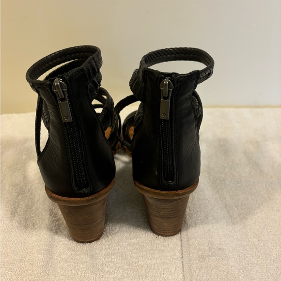 Lucky brand sandals black size 9.5 
3 in wedge - Picture 4 of 5